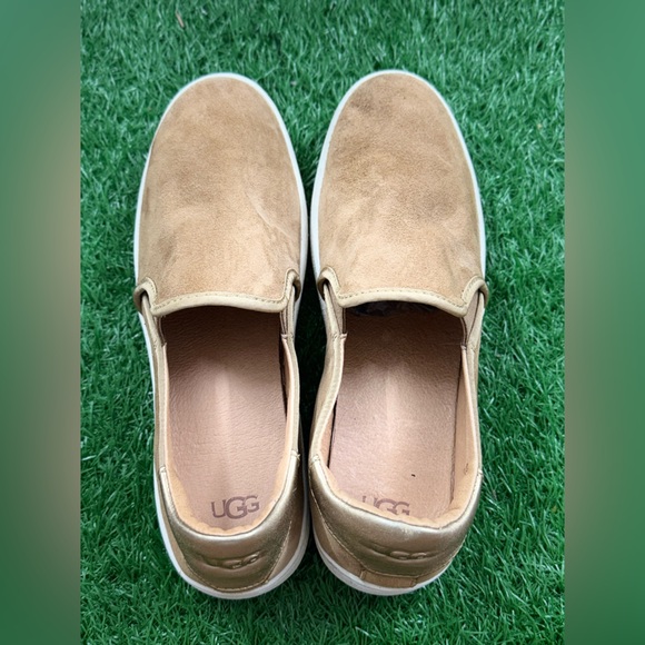 UGG Cas Slip On Sneaker Women’s Sz 10 Chestnut Suede‎ 1019217 Brown Shoes - Picture 6 of 7